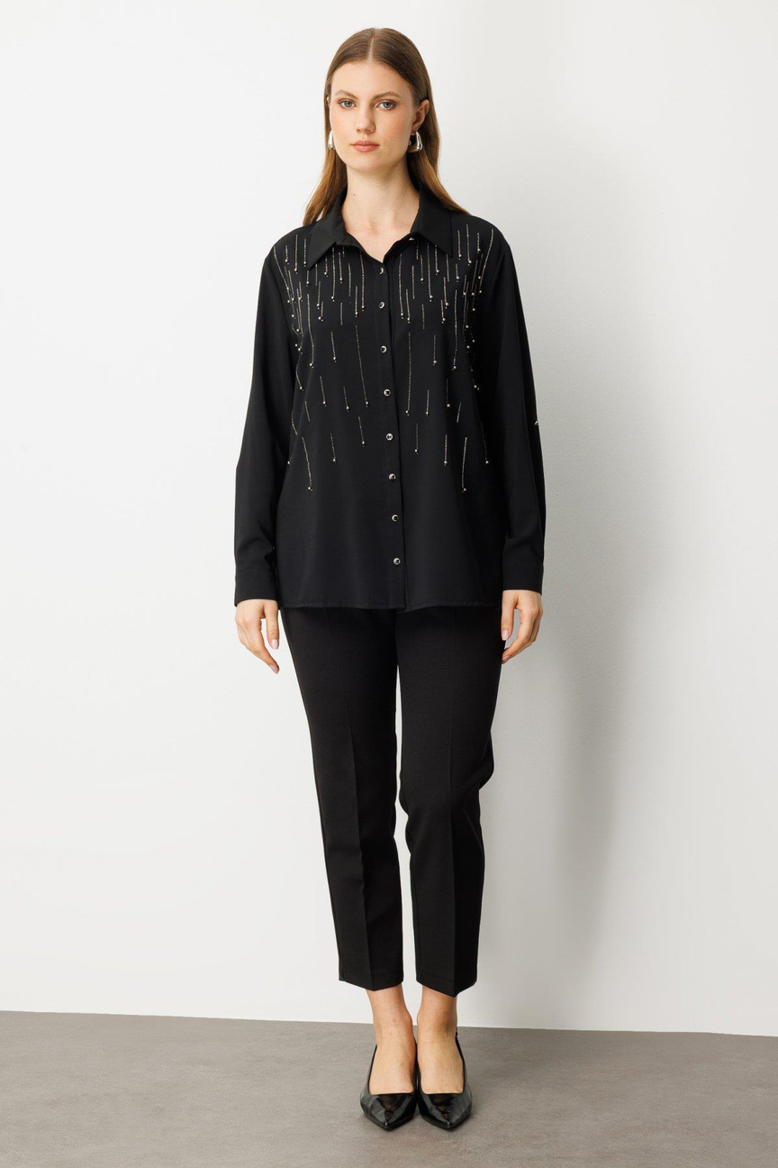  Önü Taşlı Boncuklu Büyük Beden Bluz Siyah