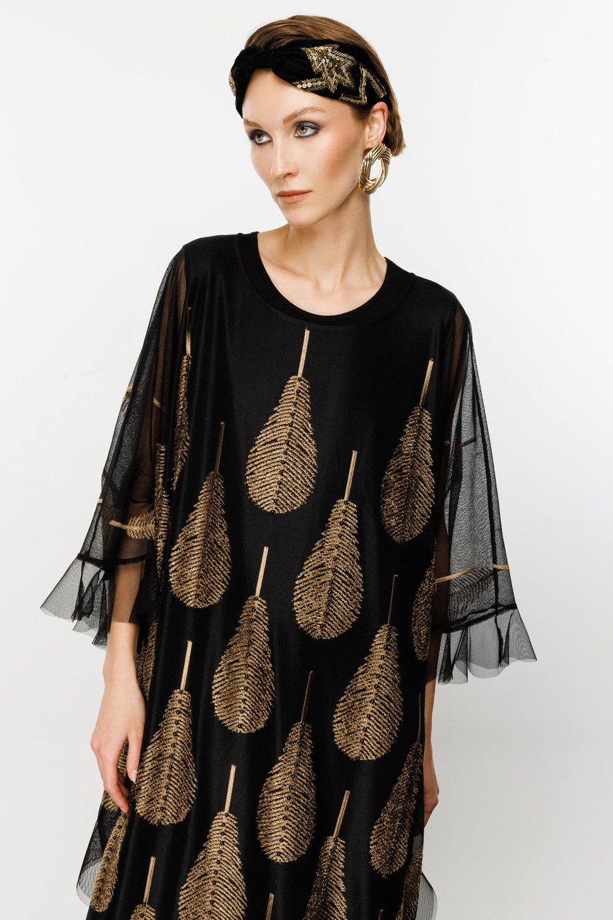 Black Abaya with Nefeli Feather Detail