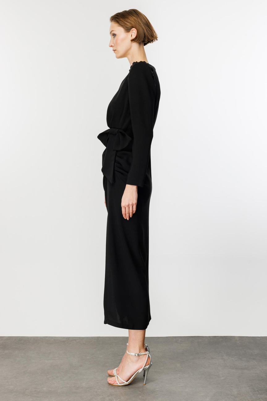 Fiyonklu Elbise SİYAH