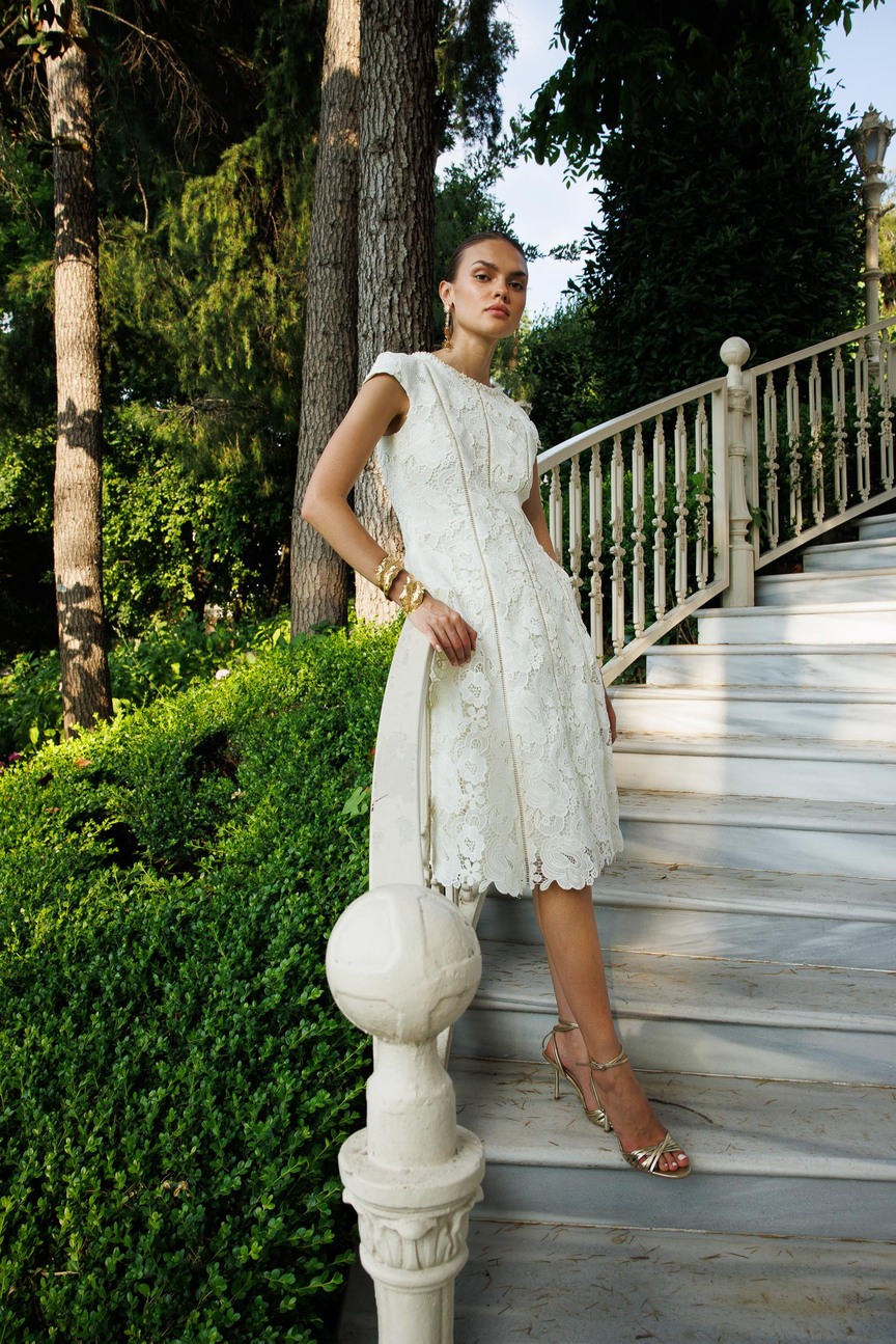 İnci İşleme Detaylı Dantel Elbise EKRU