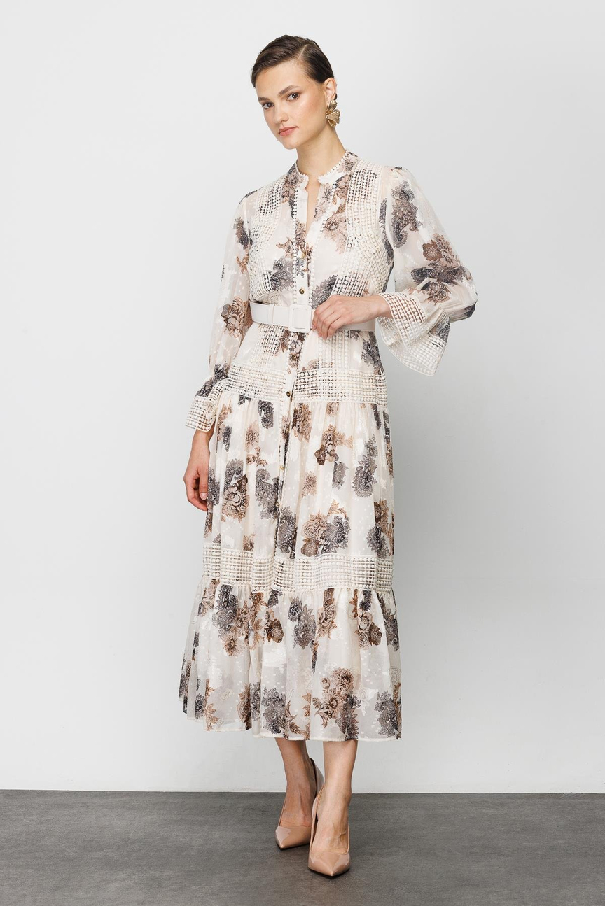 İşleme Detay Kemerli Ekru Elbise