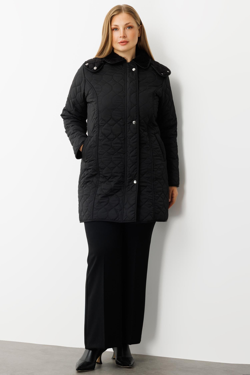 Büyük Beden Çıtçıtlı Fermuarlı Desenli Kapüşonlu Kapitone Kaban SİYAH