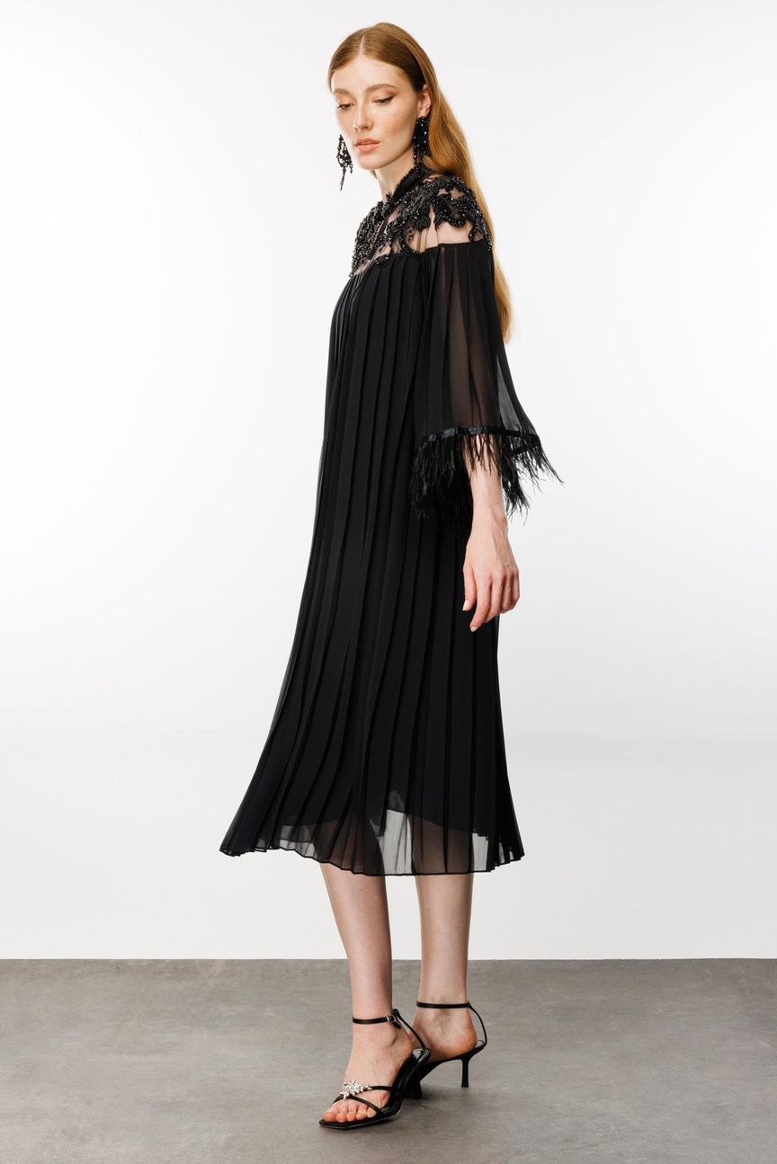 Feathered Armhole Pleated Dress BLACK