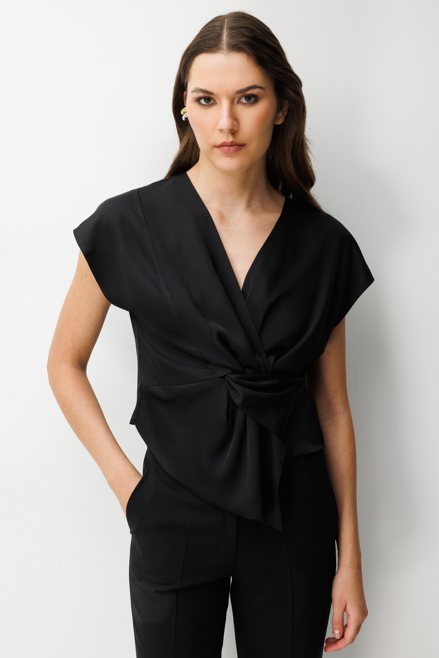 Kuruvaze Drapeli Bluz SİYAH