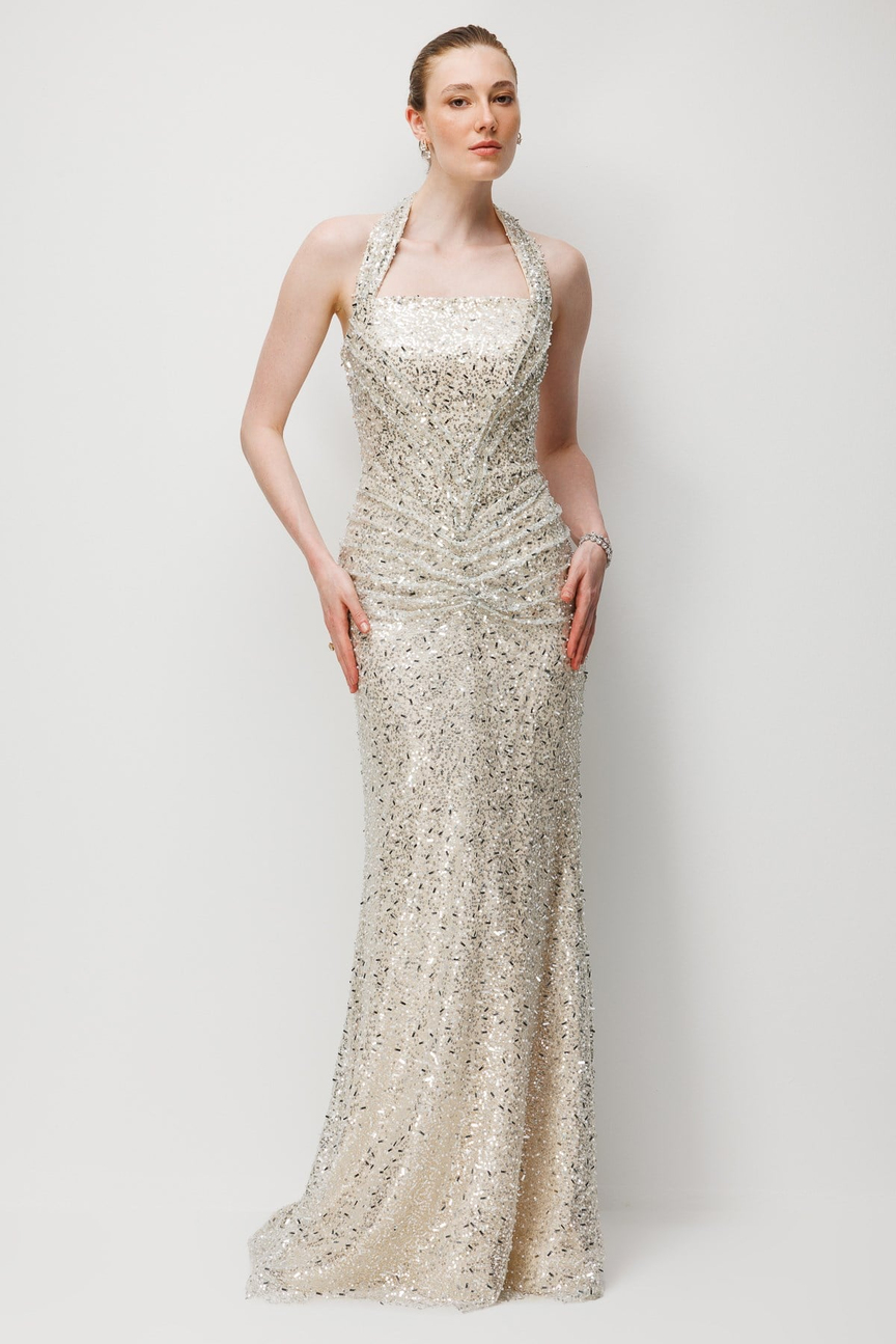 Payet İşlemeli Drapeli Halter Yaka Uzun Abiye Elbise KEMİK