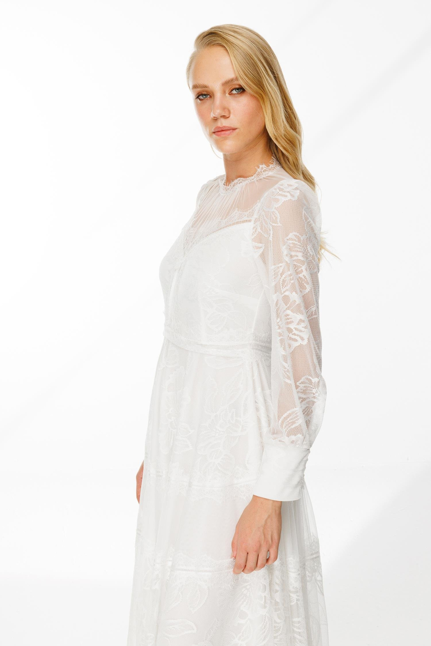 Dantel Detay Bej Astarlı Maxi Boy Elbise BEYAZ