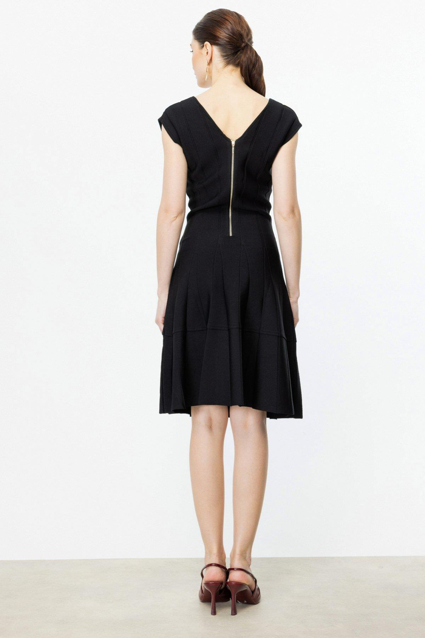 V-Neck Self-Striped Dress BLACK