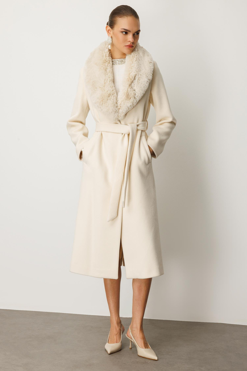 Fur Collar Detailed Cashmere Coat ECRU