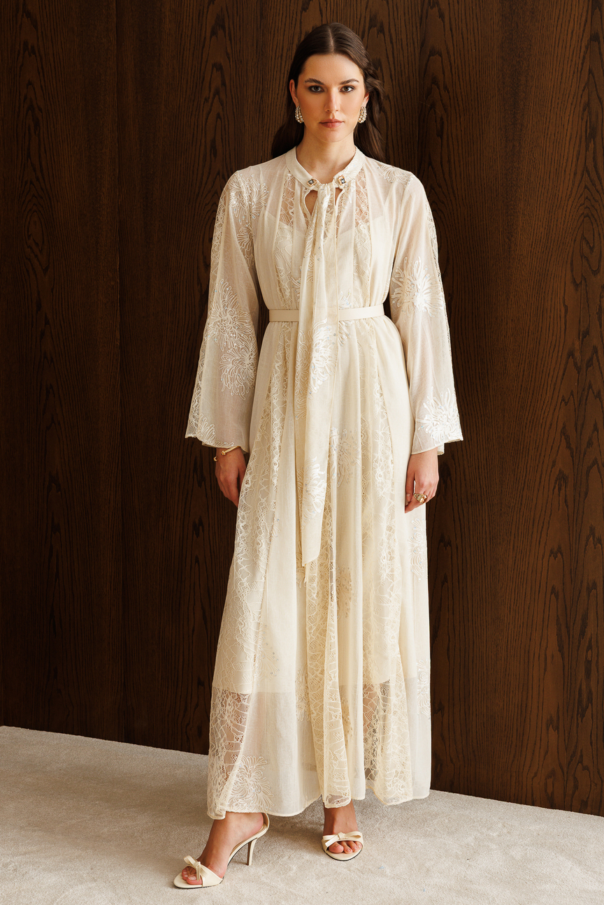 Yaka Şal Bağlama Detay Dantel Şeritli Maxi Boy Elbise EKRU