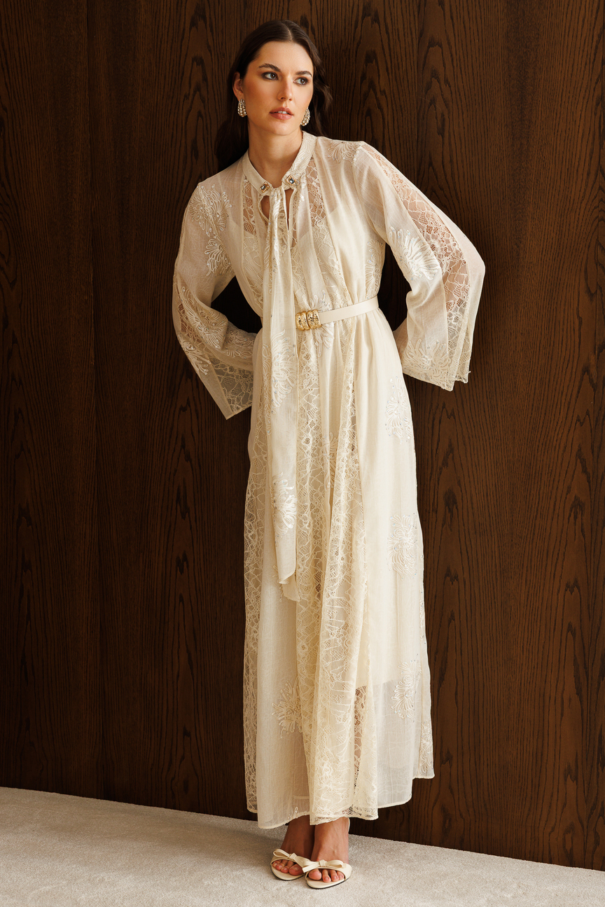 Yaka Şal Bağlama Detay Dantel Şeritli Maxi Boy Elbise EKRU