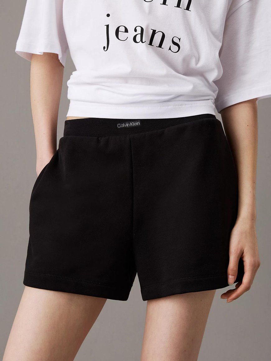 Calvin Klein Calvin Klein Kadın Beli Lastikli Kısa Boy Pamuklu Cep Detay Siyah Şort J20J225525-BEH
