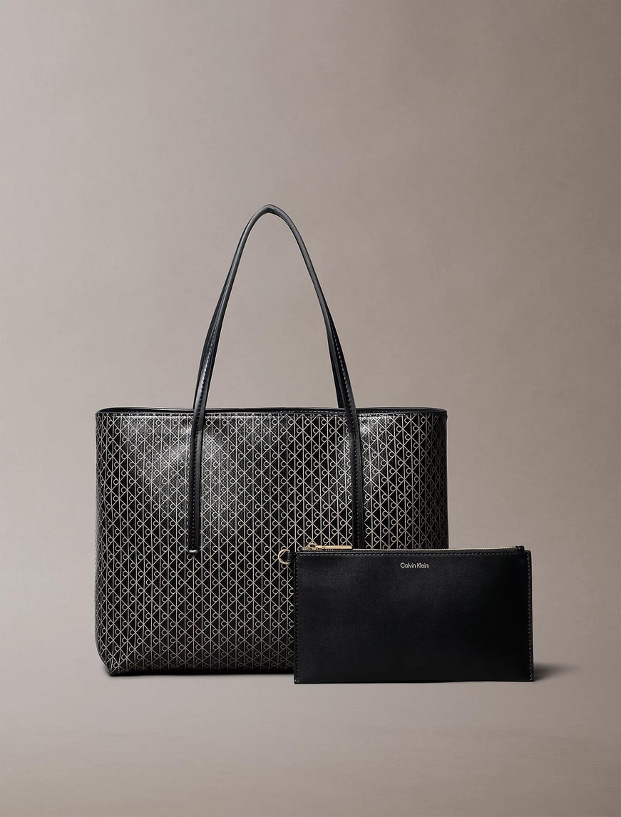 Calvin Klein Calvin Klein Kadın Çıkarılabilir Fermuarlı İç Cepli CK Monogram Logolu Siyah Omuz Çantası LV04F3267G-2XA