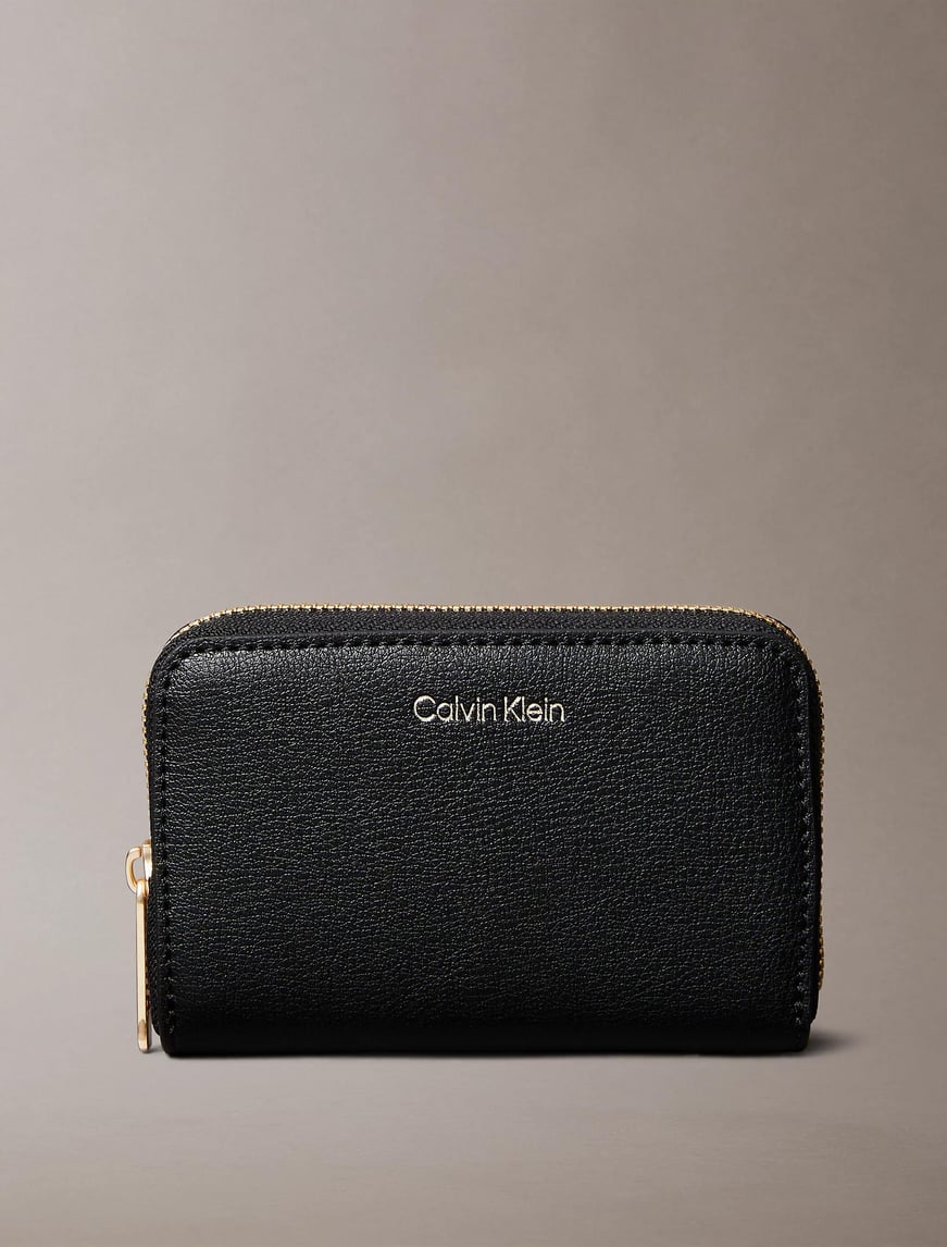 Calvin Klein Calvin Klein Kadın Deri İç Kartlık Bölmeli Siyah Cüzdan LV04F1091G-332
