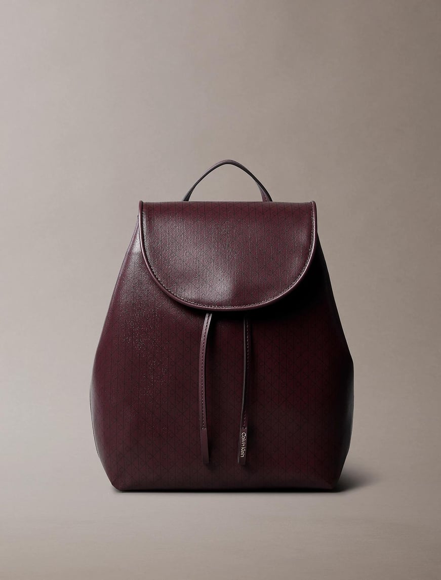 Calvin Klein Calvin Klein Kadın Manyetik Kapamalı Ayarlanabilir Askılı Bordo Sırt Çantası LV04F3271G-33H