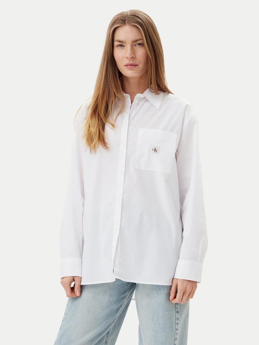 Calvin Klein Calvin Klein Kadın Rahat Kalıp Cep Detaylı Pamuklu Uzun Kollu Beyaz Gömlek LV047C143G-YAA