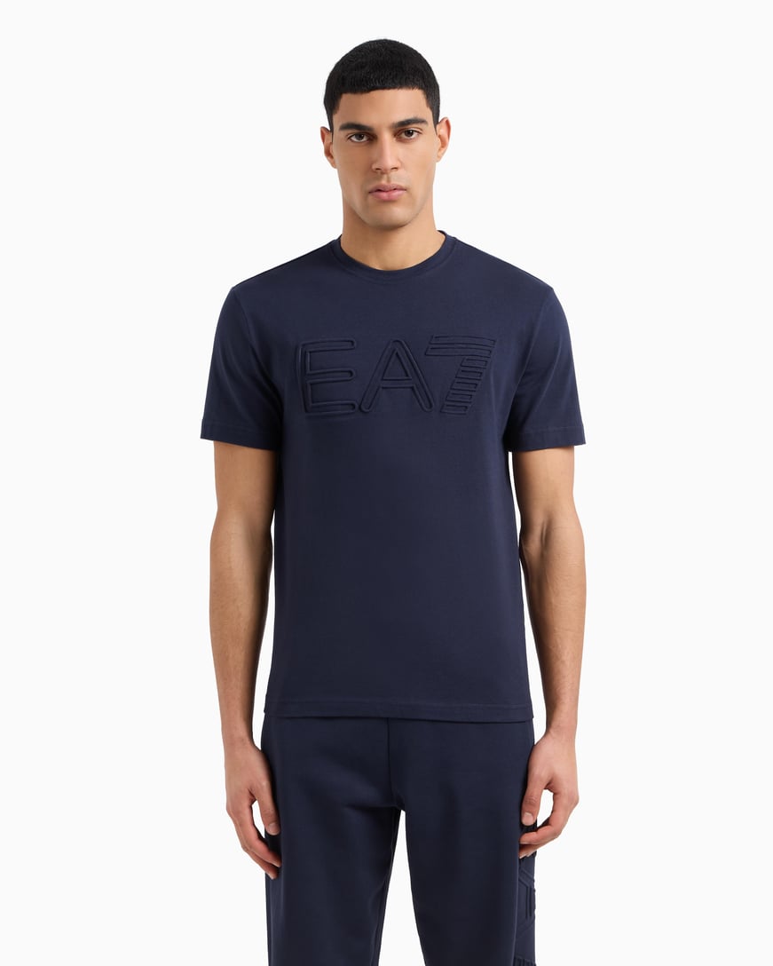 Ea7 Ea7 Erkek %100 Pamuklu Göğüste Büyük EA7 Logolu Yuvarlak Yaka Kısa Kollu Lacivert T-Shirt 7M000149 AF14772-UB102