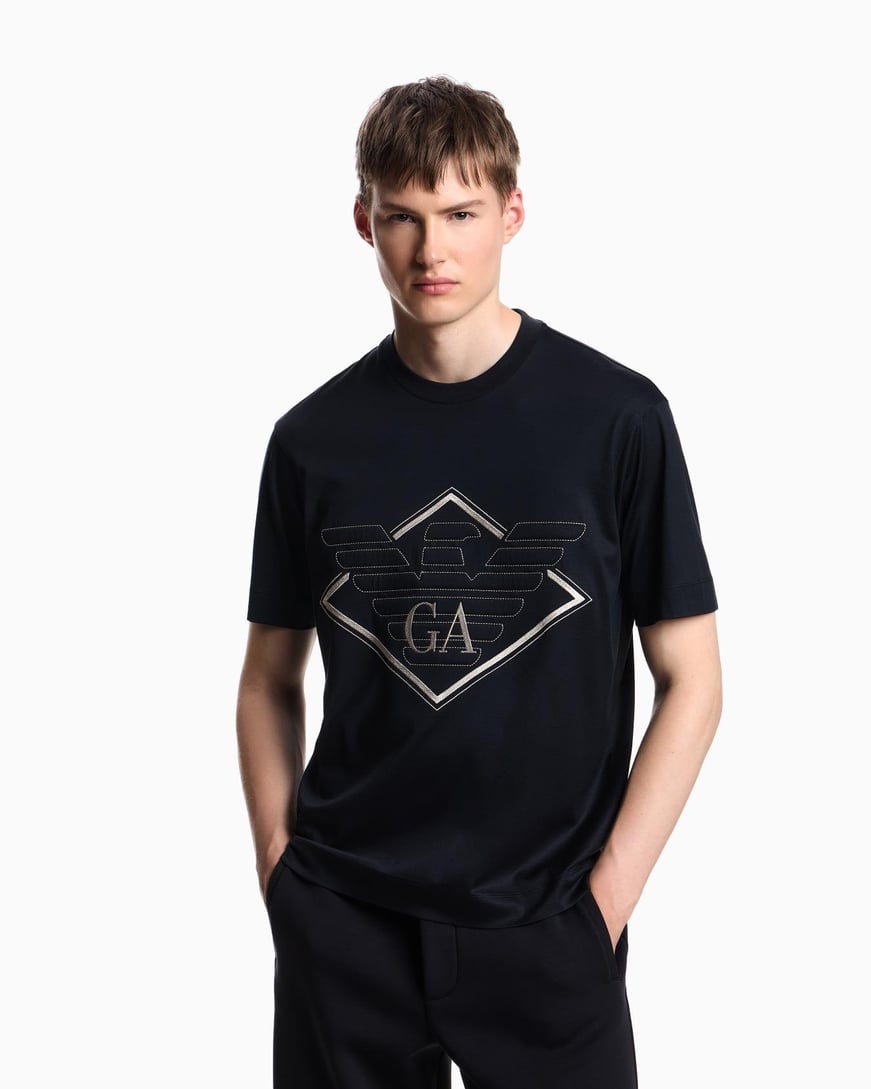 Emporio Armani Emporıo Armani Erkek Büyük Kartal İşlemeli Yuvarlak Yakalı Pamuklu Kısa Kollu Lacivert T-Shirt EM002835 AF10761-UB118