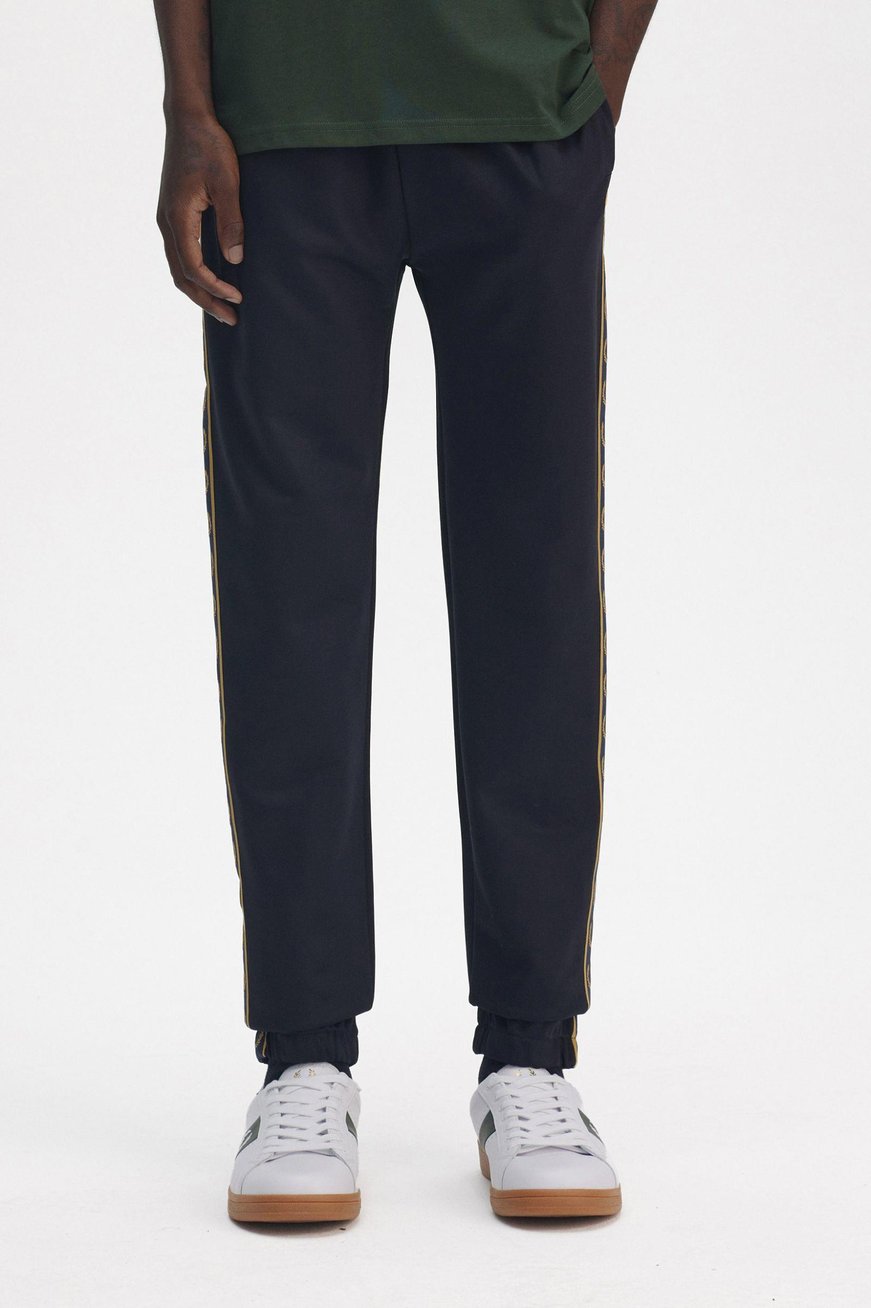 Fred Perry Fred Perry Erkek Regular Fit Yanları Logolu Şerit Detaylı Pamuklu Beli ve Paçası Lastikli Lacivert Pantolon T5507-W75