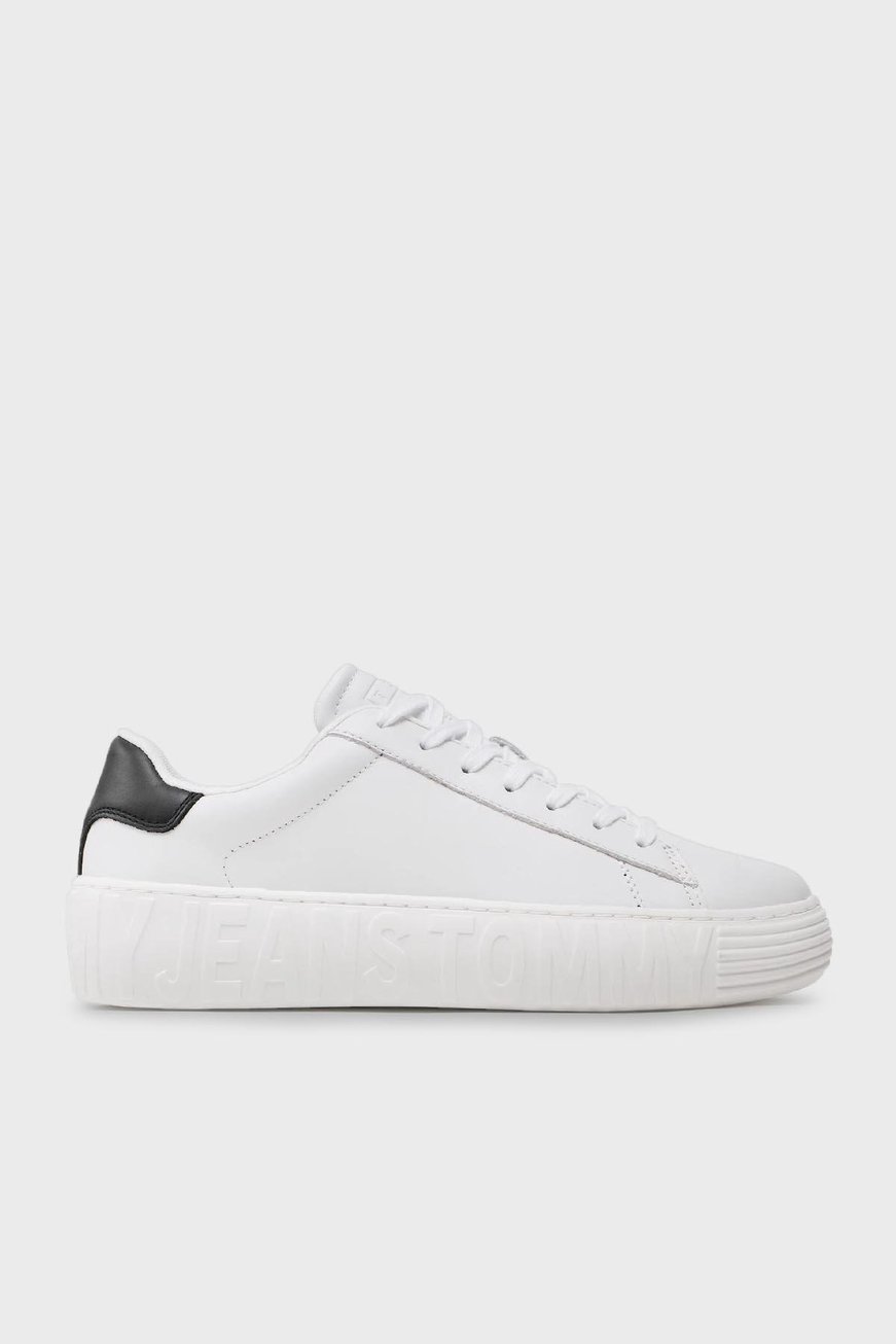 Tommy Hilfiger Tommy Hilfiger Erkek Marka Logolu Bağcıklı Kaydırmaz Tabanlı Günlük Beyaz Sneaker EM0EM01159-YBR