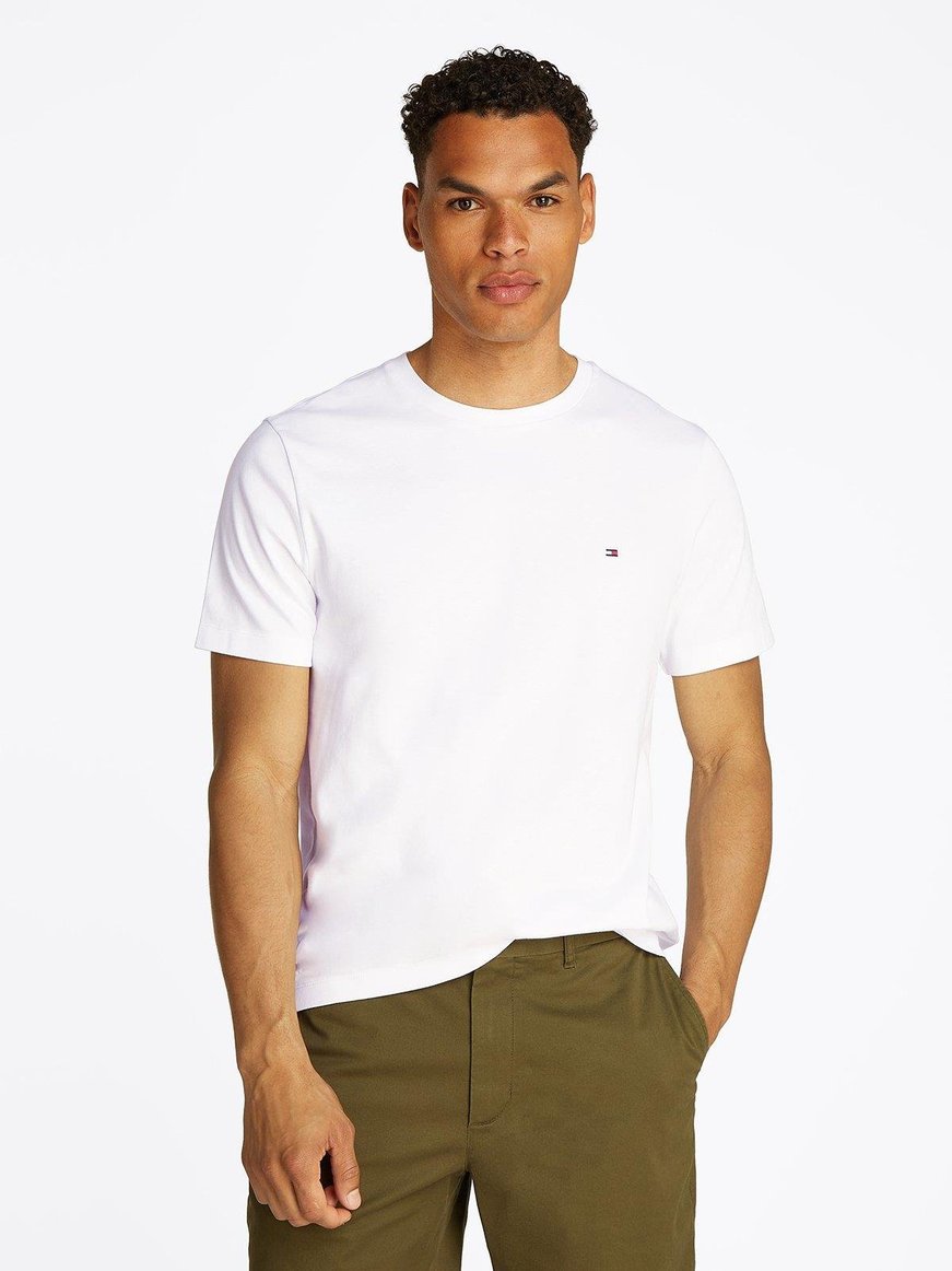 TOMMY HILFIGER Tommy Hilfiger Erkek Yuvarlak Yaka Regular Fit Pamuklu Kısa Kollu Beyaz T-Shirt MW0MW37508-YBR