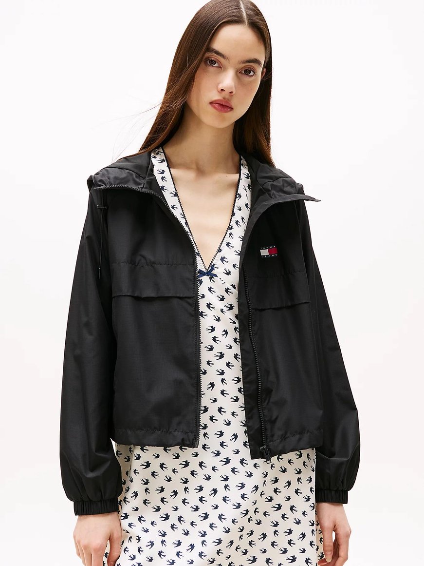 TOMMY HILFIGER Tommy Hilfiger Kadın Göğüste Tommy Rozeti İki Bel Cebi Kapşonlu Siyah Ceket DW0DW20672-BDS