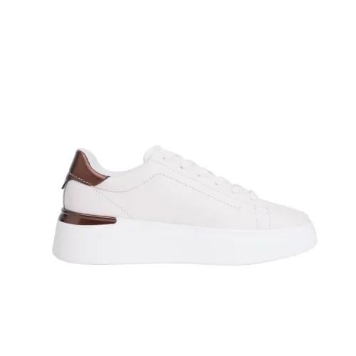 Tommy Hilfiger Tommy Hilfiger Kadın Platform Taban %100 Deri TH Logolu Beyaz Sneaker FW0FW08817-YBH