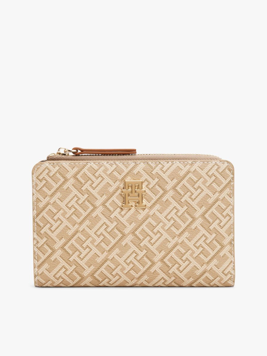 TOMMY HILFIGER Tommy Hilfiger Kadın TH Logo Desenli Kartlık Bölmeli Fermuarlı Camel Cüzdan AW0AW17417-RBT