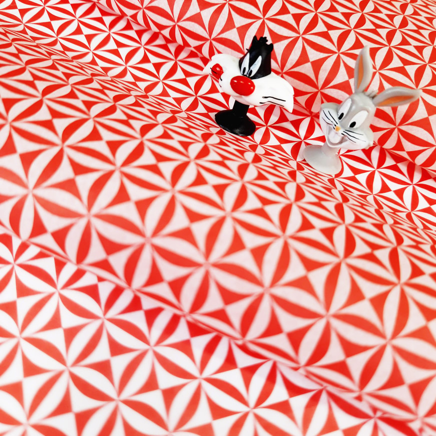 Red Dynamic Pelur Kağıdı