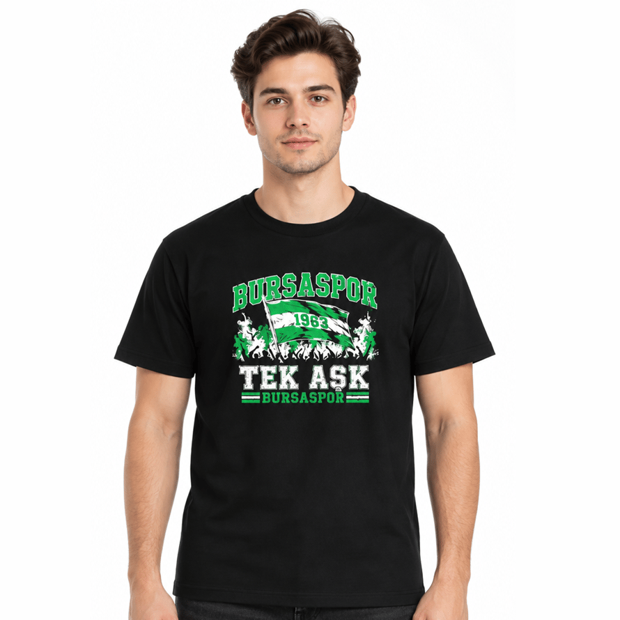 1963 BAYRAKLI T-SHIRT SİYAH 2026