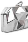 Geometrik Desenli Gümüş Metal Clutch Abiye Çanta KC980-G