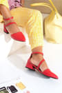 Red Pointed Toe Heeled Shoes