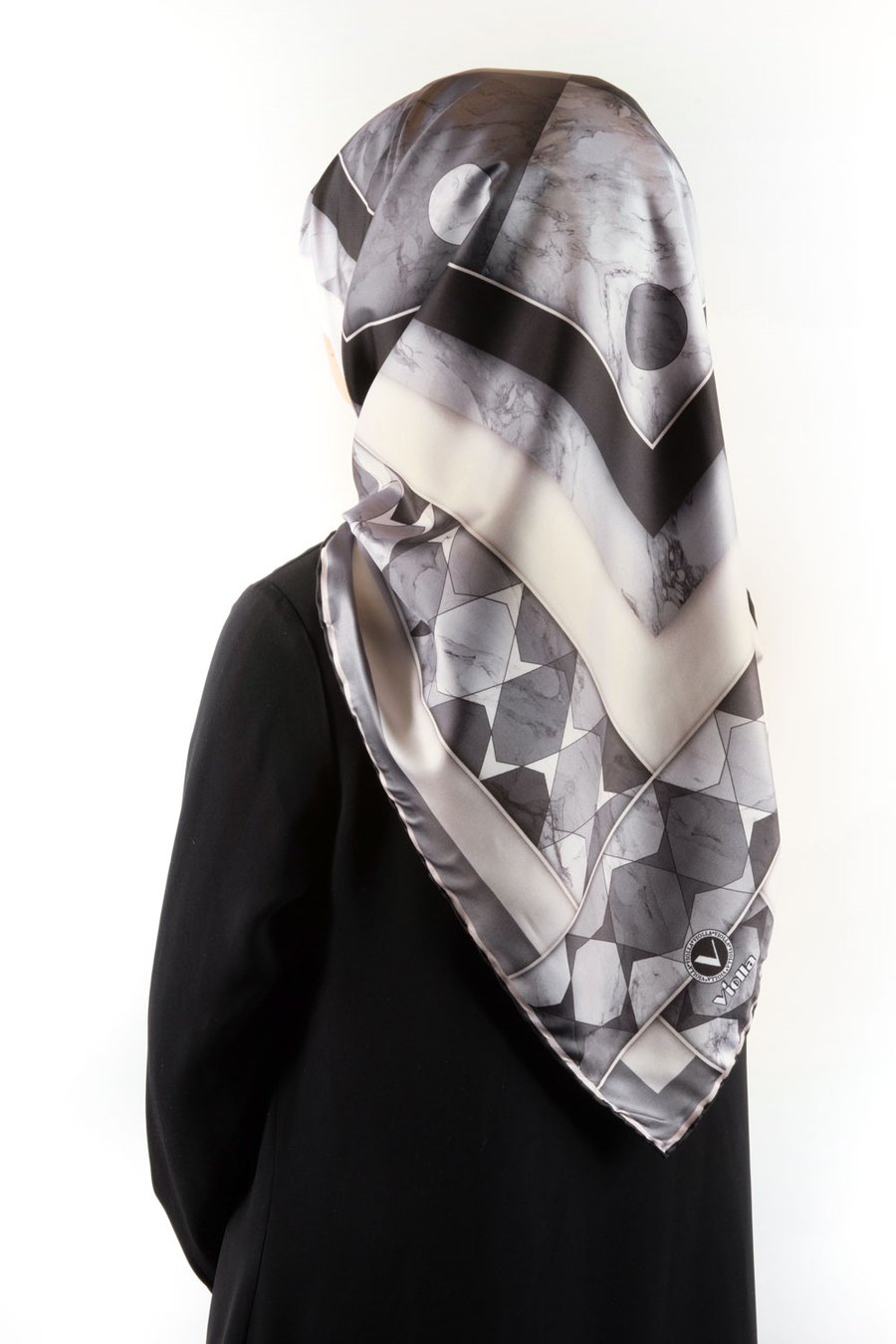 Twill Geometrik Mermer Desenli Gri Renkli 90x90 Eşarp (İpek İçermez) Kenar Dikiş Şekli El Dikişli