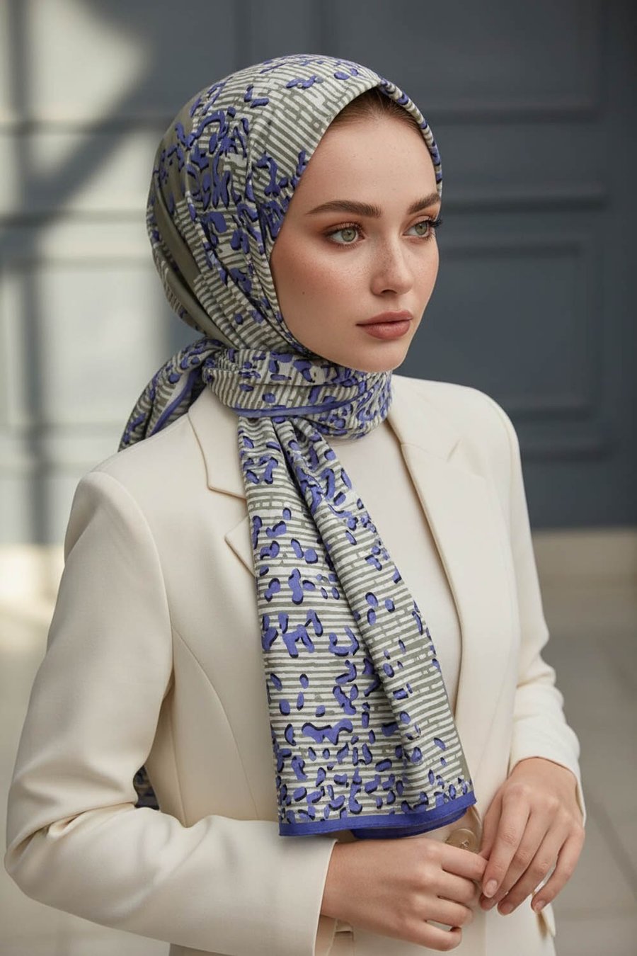 KREP ESKİTME DESENLİ İNDİGO RENKLİ 75X195 KIRIŞMAZ ŞAL