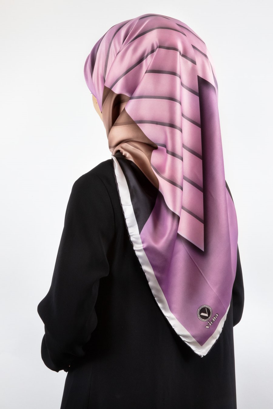 Rayon Zikzak Çizgi Desenli Lila Renkli 90x90 Eşarp (İpek İçermez) Dikim Şekli : El Dikişi
