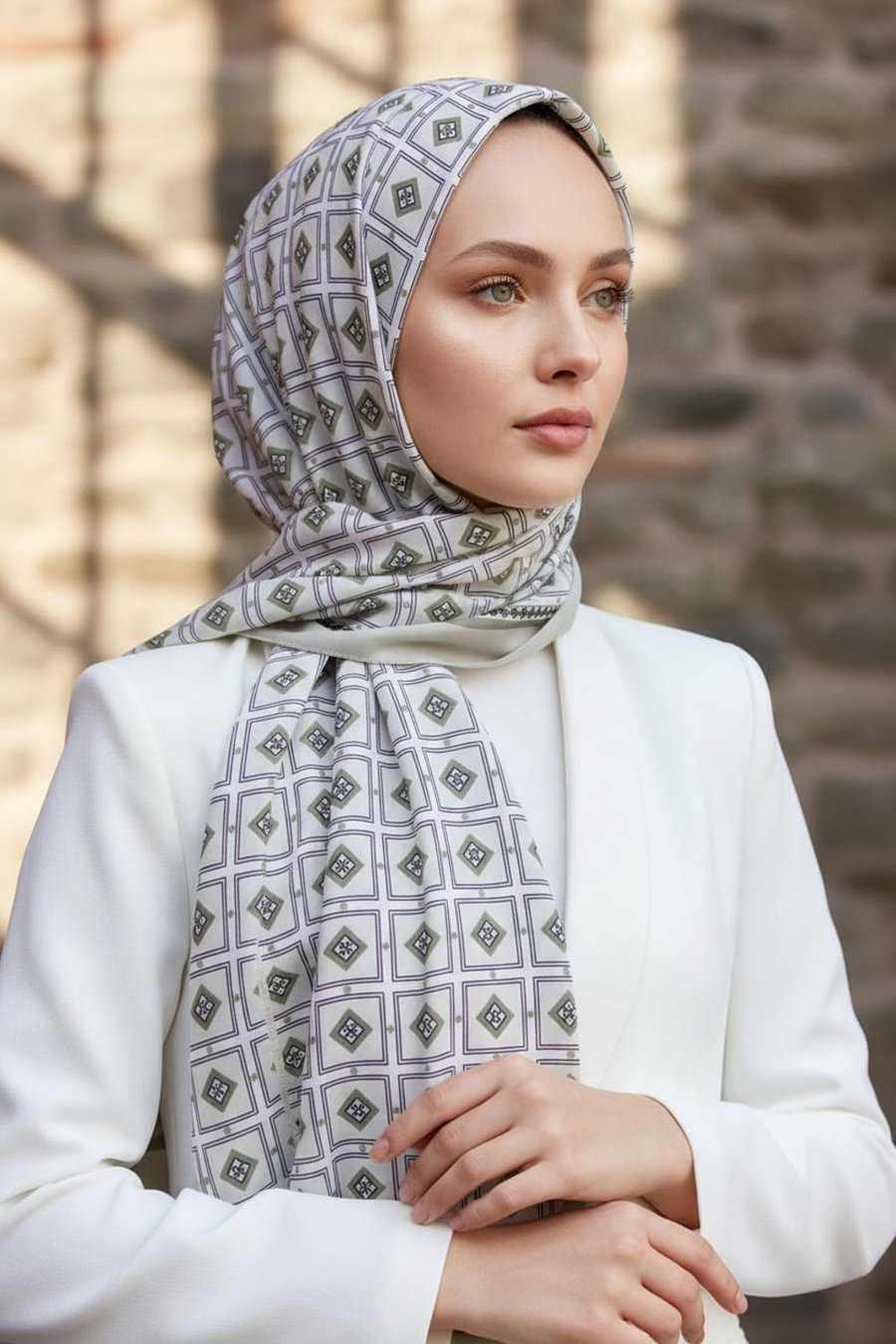 KREP KARE DESENLİ KÜF YEŞİLİ RENKLİ 75X195 KIRIŞMAZ ŞAL