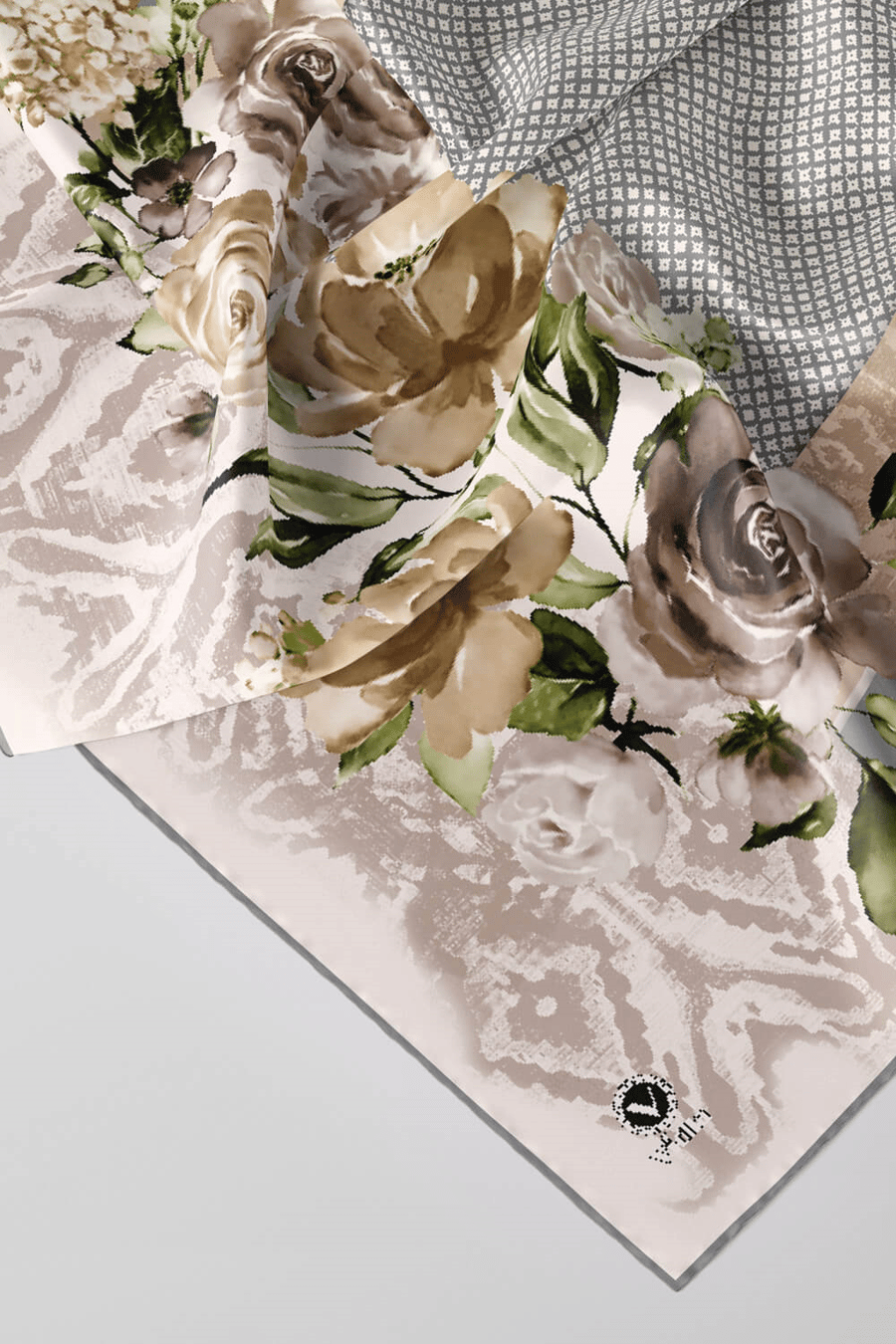 Twill Çiçek Desenli Gri Renkli 90x90 Eşarp (İpek İçermez) Kenar Dikiş Şekli El Dikişli