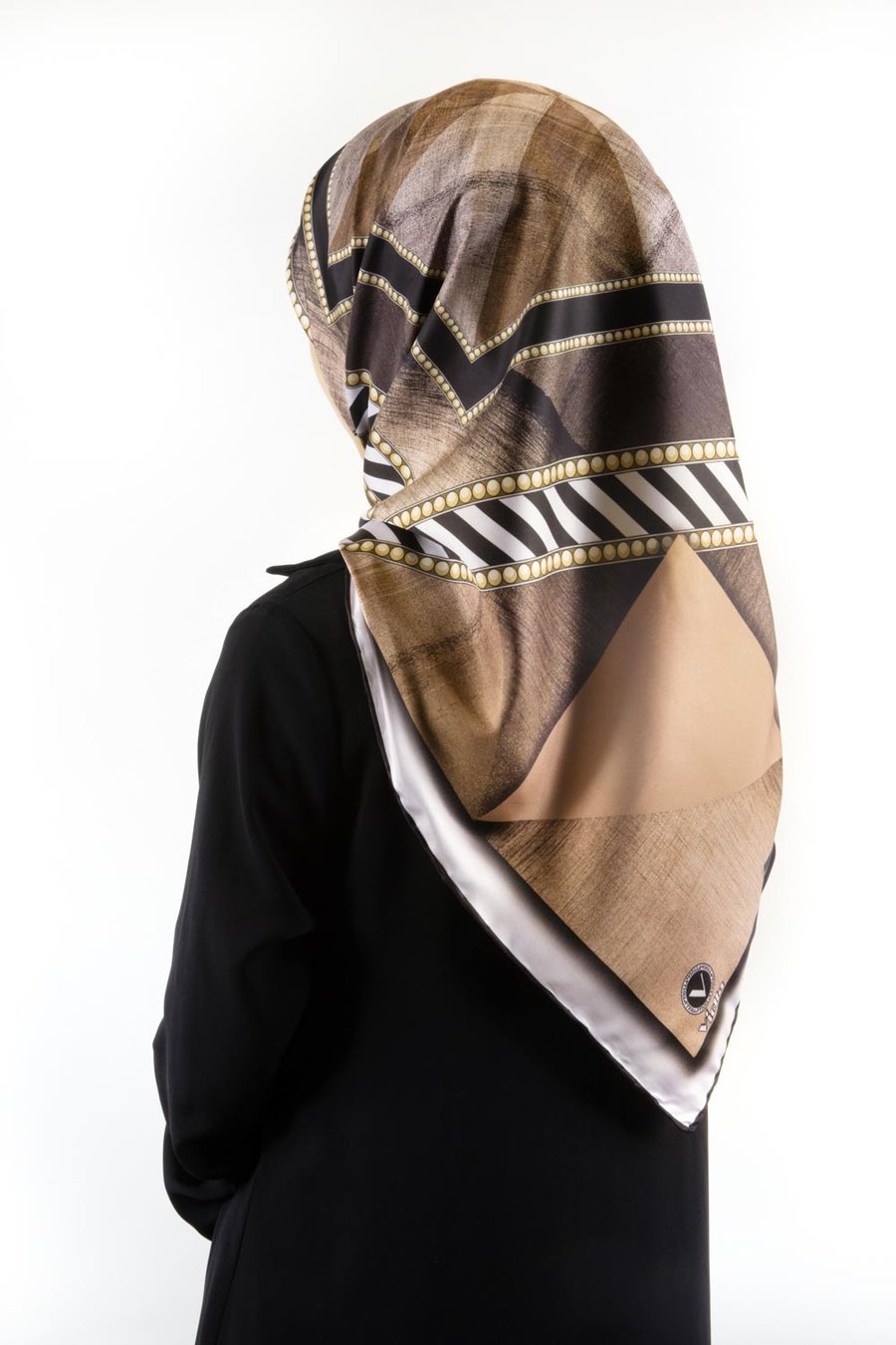 Twill Eskitme Desenli Bej Renkli 90x90 Eşarp (İpek İçermez) Kenar Dikiş Şekli El Dikişli