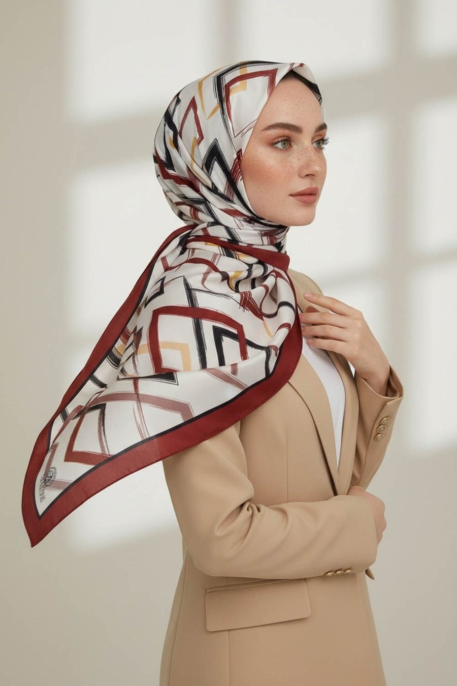 KREP GEOMETRİK DESENLİ BORDO RENKLİ 75X195 KIRIŞMAZ ŞAL