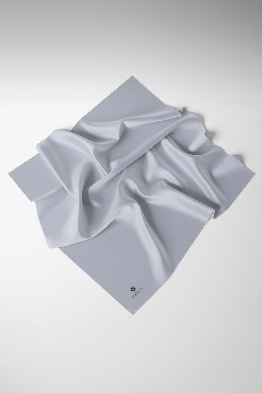 Viskon Twill İpek Az Hatalı Açık Gri  Renkli 90x90 Düz Eşarp Dikim Şekli : El Dikişi