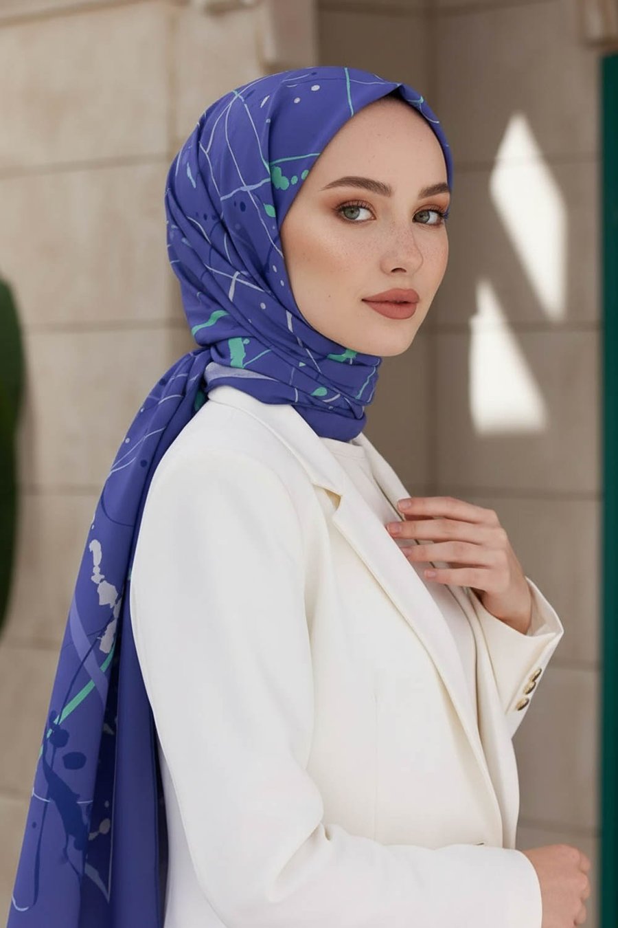 KREP BOYA DAMLASI DESENLİ İNDİGO RENKLİ 75X195 KIRIŞMAZ ŞAL