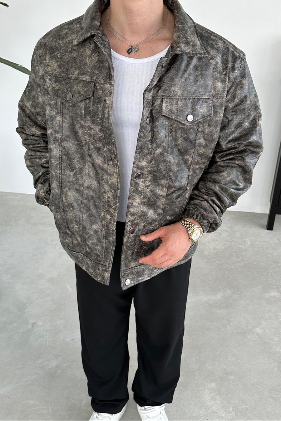 Acid Wash Gri Ön Dikiş Detay Deri Mont
