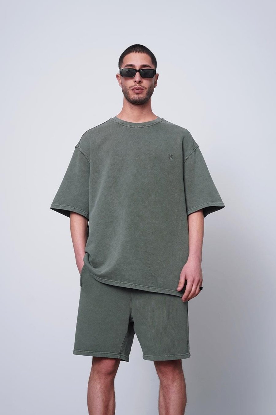 Acid Wash Yeşil Acid Wash Yeşil Nakış Detay Premium CH Oversize Tişört