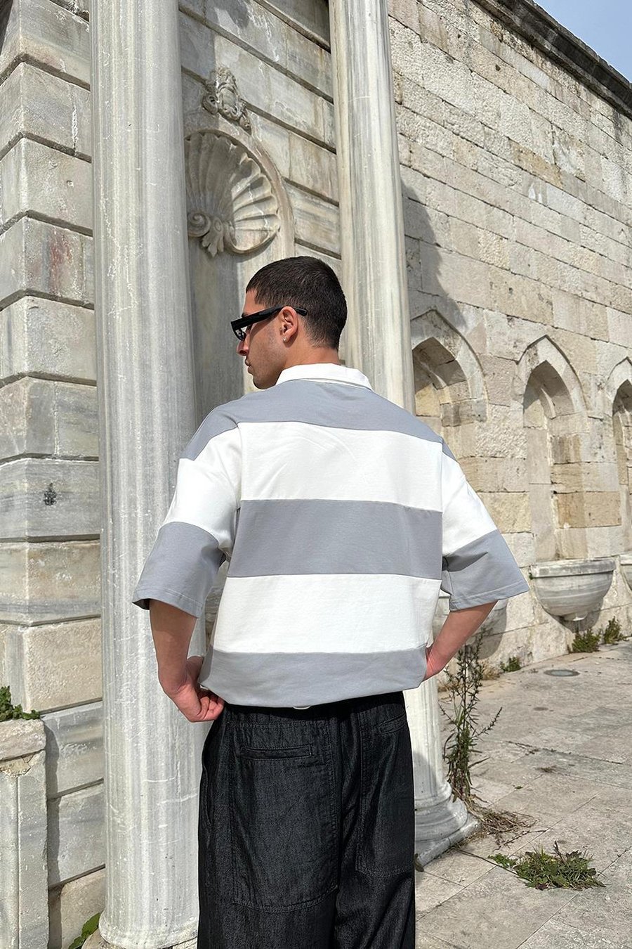 Açık Gri Polo Yaka  Çizgili EE Oversize Tişört