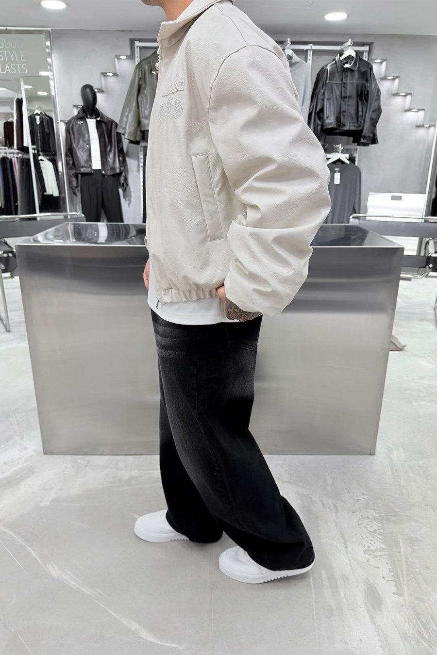 Bej Illusıon Nakışlı Oversize Deri Mont