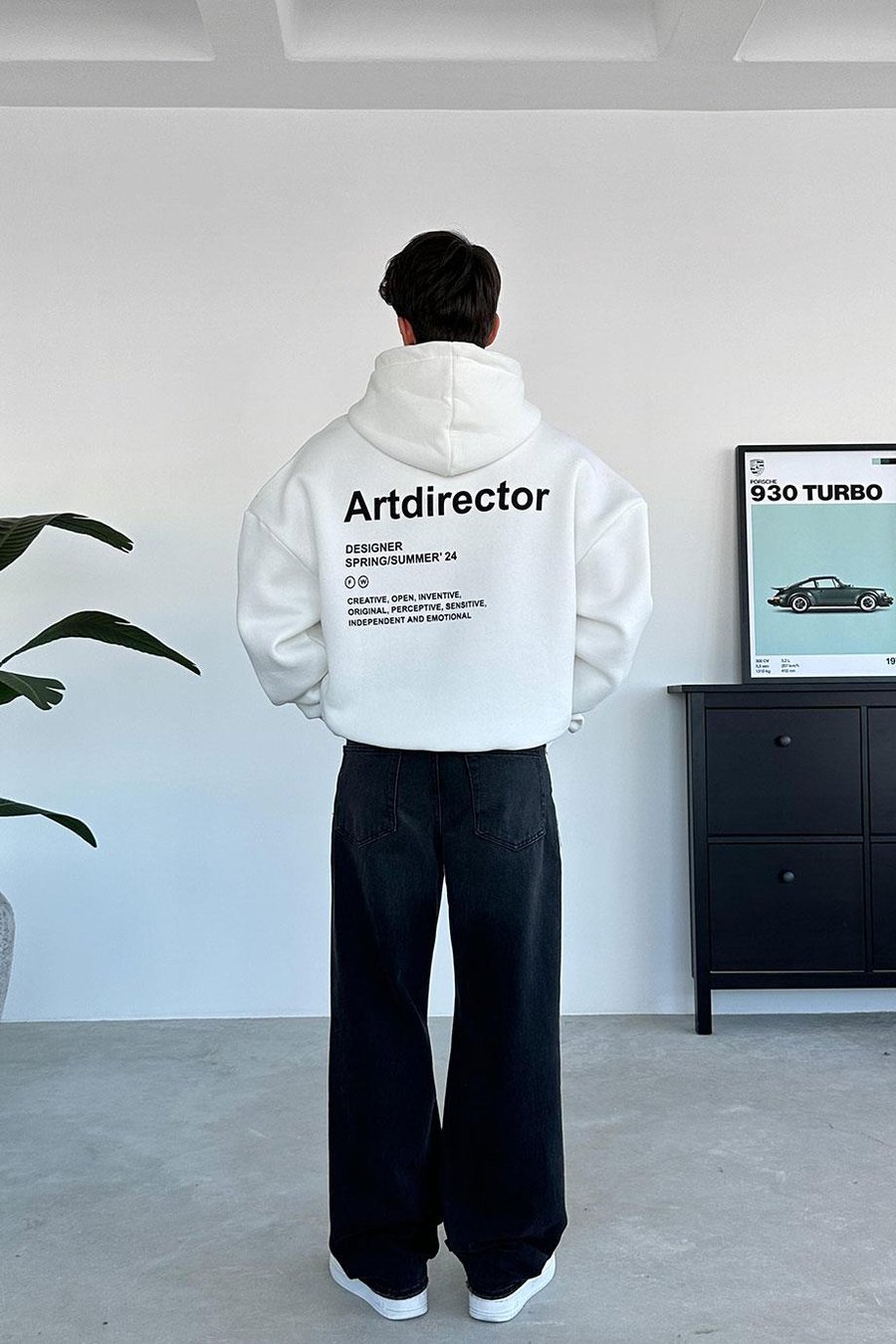 Beyaz Art Director Oversize Sweatshirt