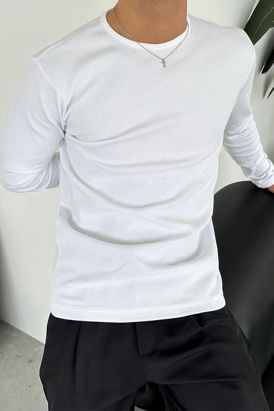 Beyaz Basic Fitilli Relax Fit Uzun Kollu Tişört