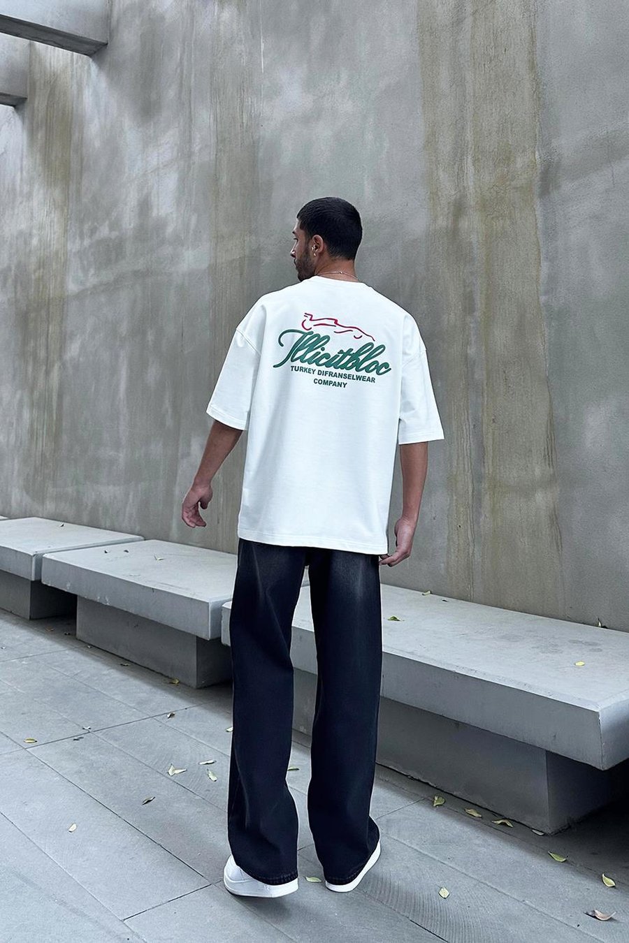 Beyaz Company DL Oversize Tişört