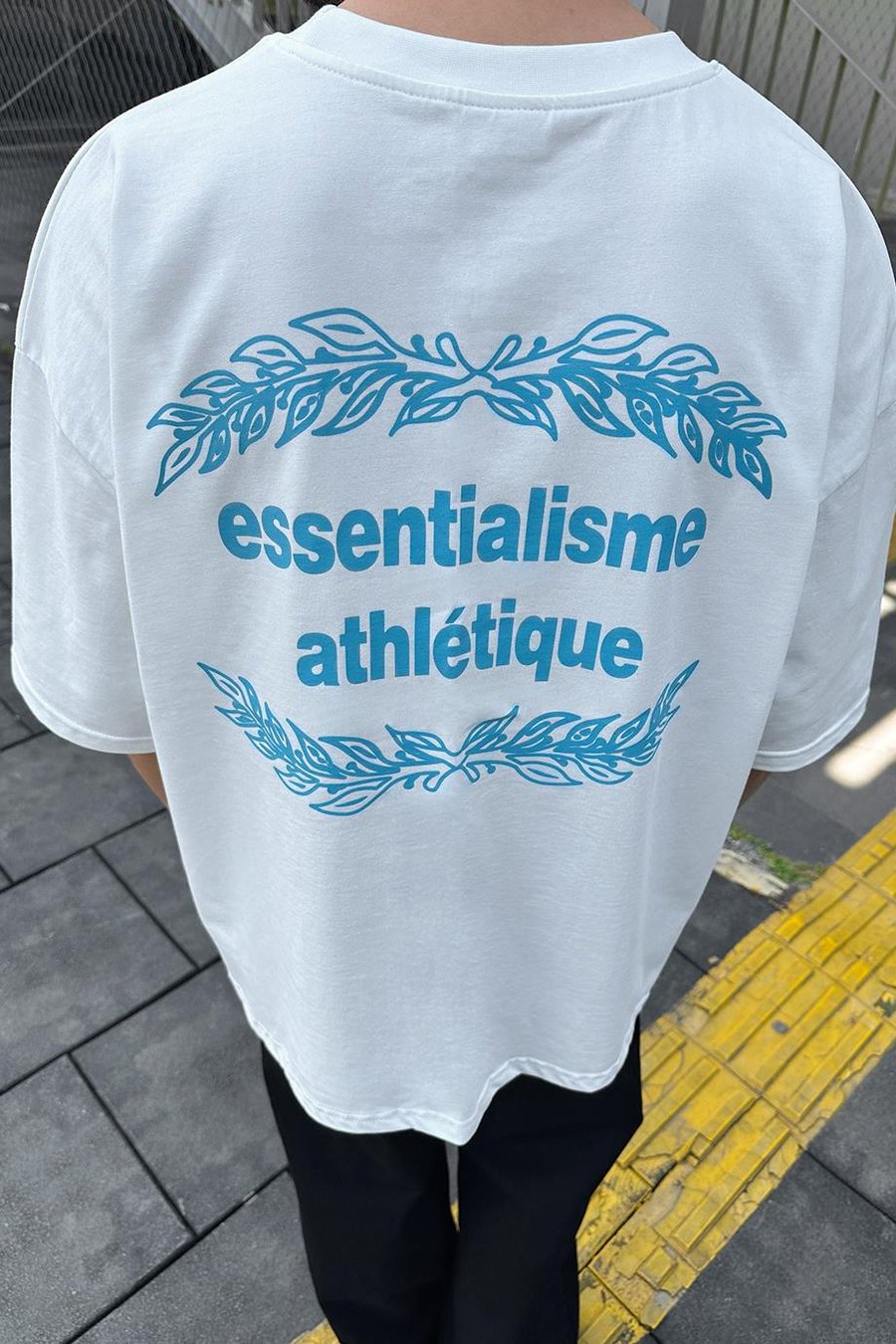 Beyaz Essentialisme OUTPLENTY PREMİUM Oversize Tişört