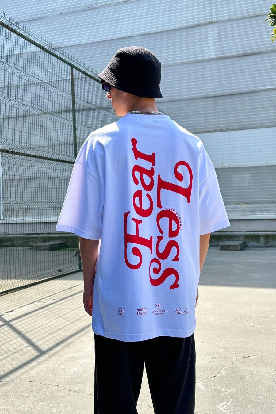 Beyaz Fear Less Oversize Tişört
