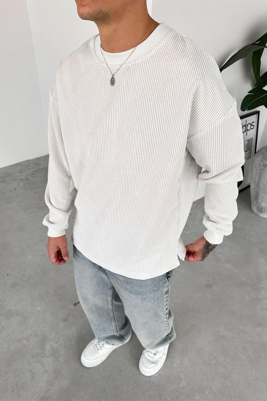 Beyaz Fitilli Kadife Basic Sweat